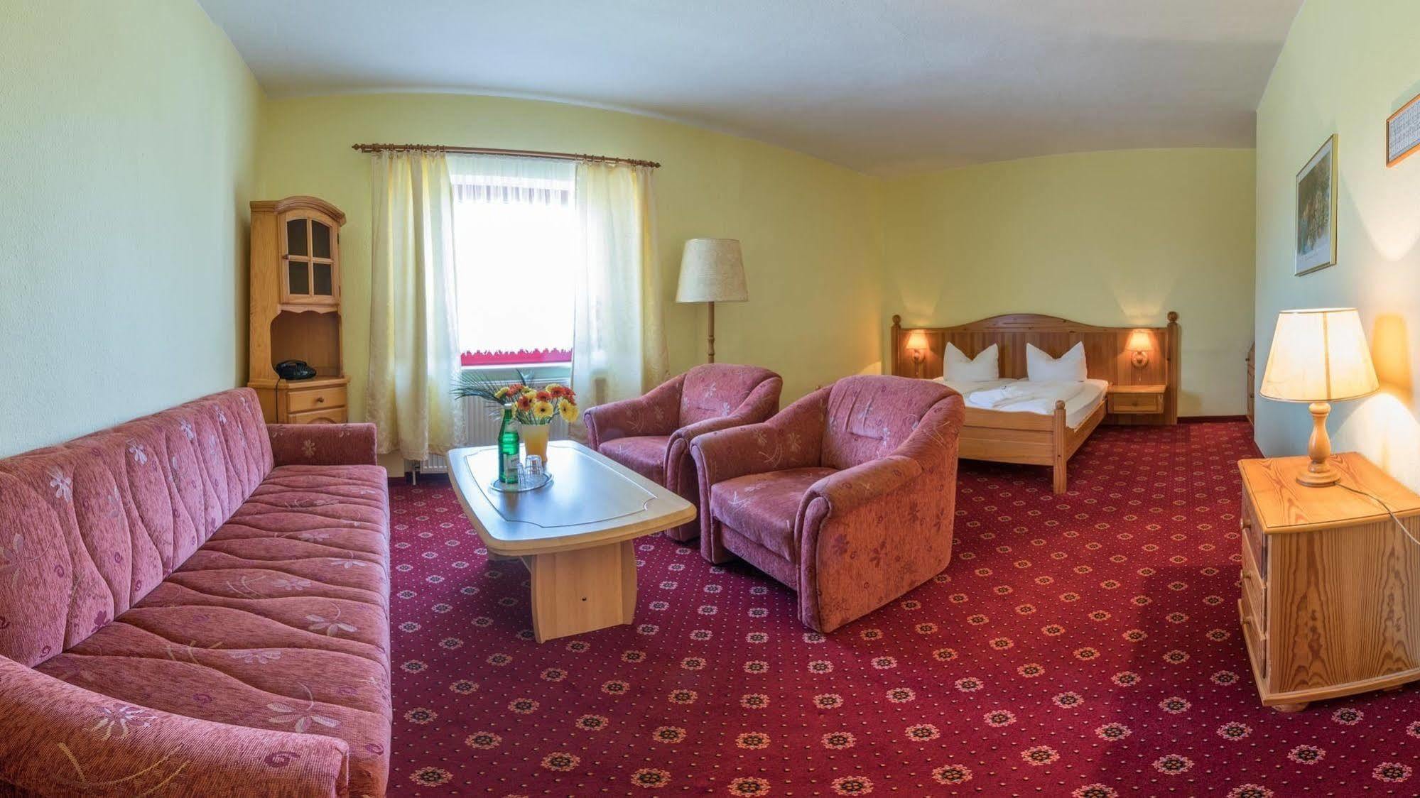 Hotel Am Gothensee Heringsdorf  Exterior photo